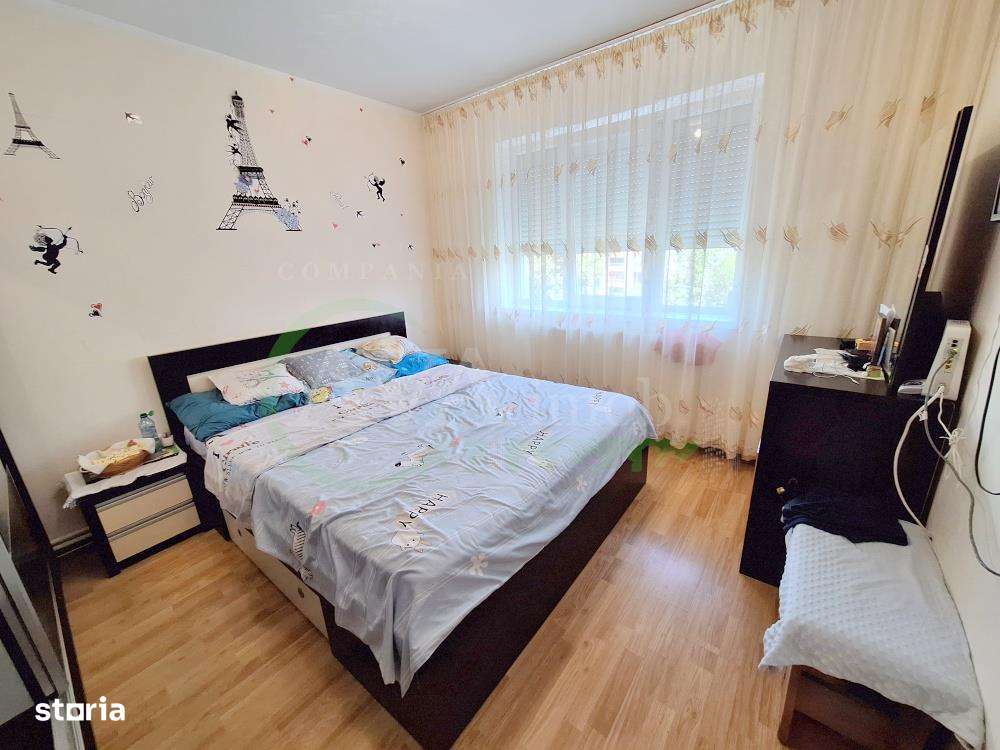 Apartament 3 camere semidecomandat  zona MIilcov - Imagine principală: 4/10