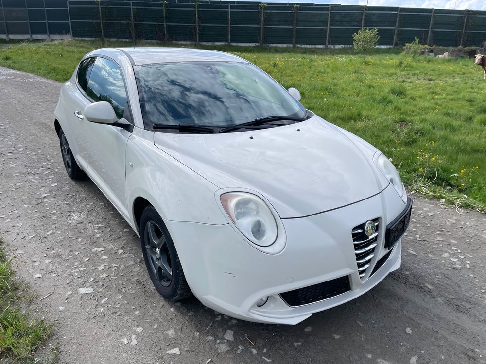 Alfa Romeo Mito 1.4 Distinctive 2011