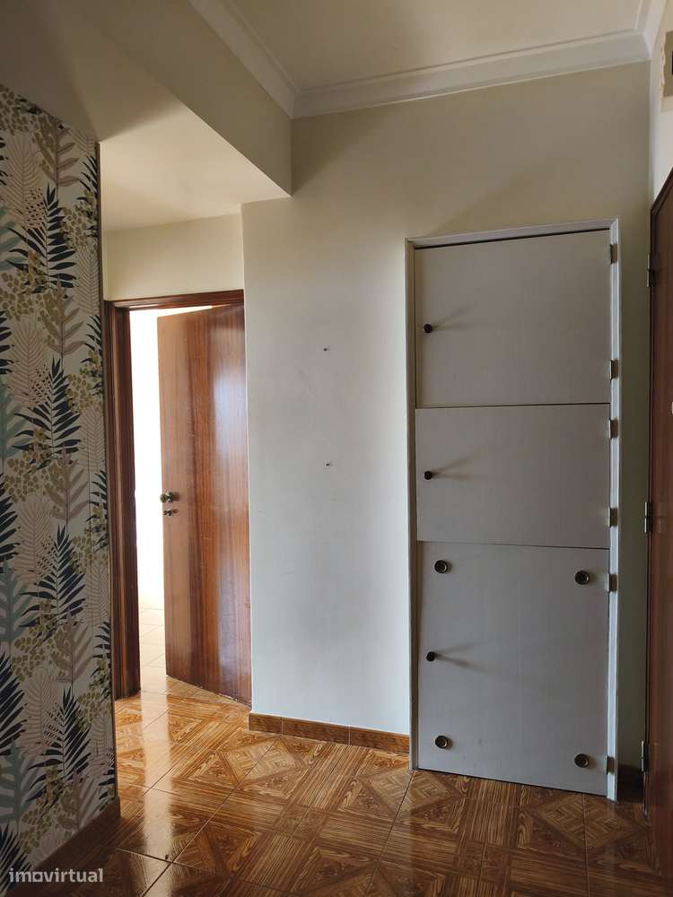 T1 Lisboa - Av. Almirante Reis, Bem Conservado, Junto ao Metro Arroios-5