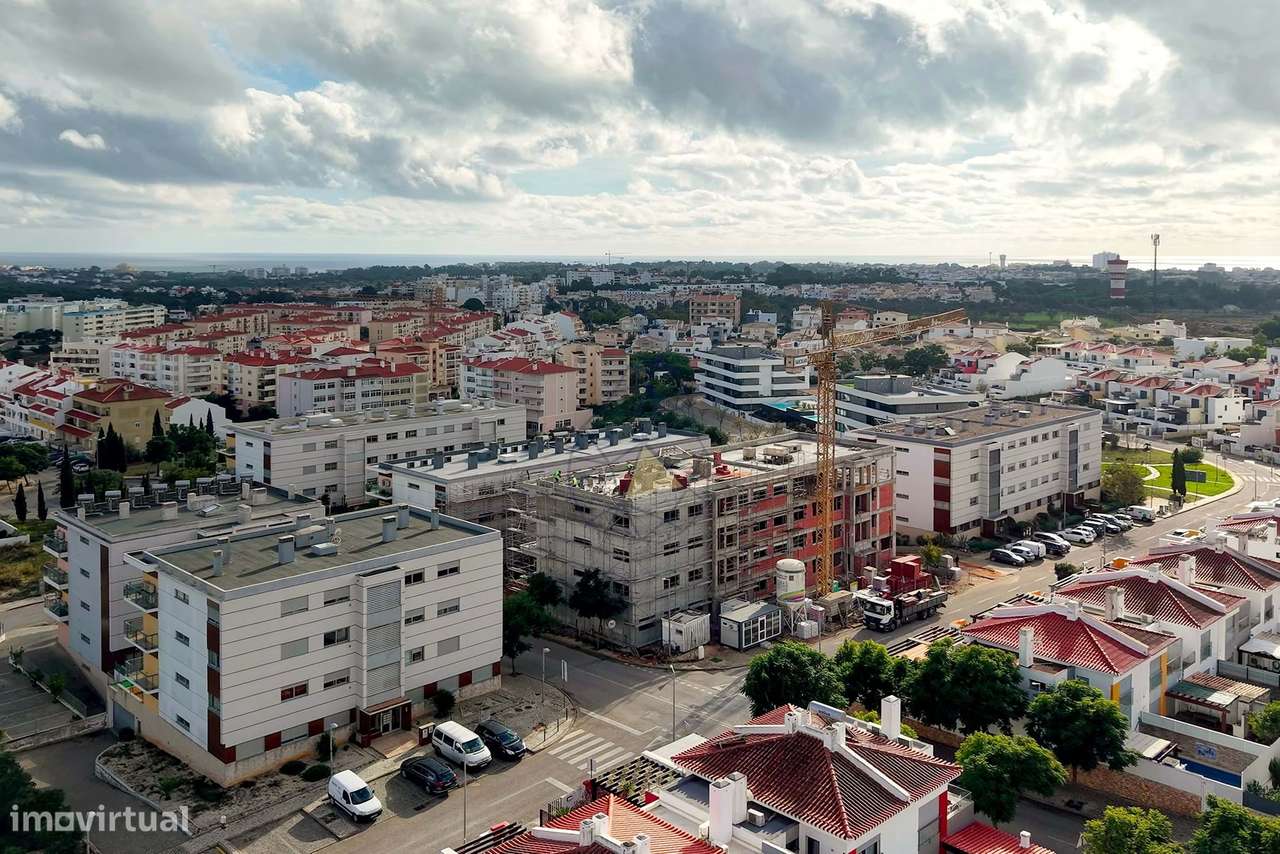 Apartamentos T2 e T3 com estacionamento Novos para venda em Portimão - Grande imagem: 2/24