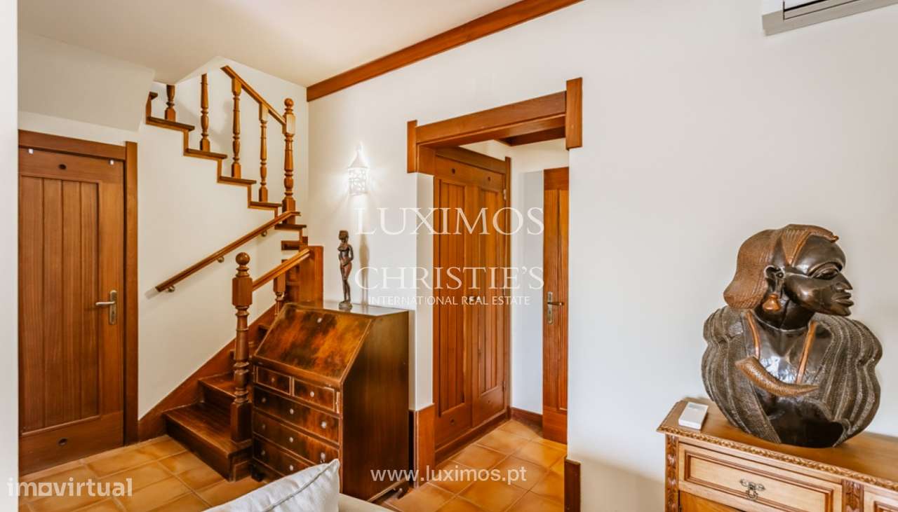 Moradia V2 com terraço e vista mar para venda em Lagoa, Algarve - Grande imagem: 5/32