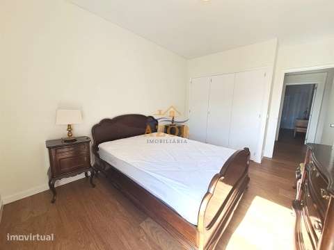 Apartamento T3 Venda em Ponta Delgada (São Sebastião),Ponta Delgada-4