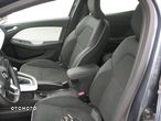 Renault Clio E-TECH Hybrid 140 INTENS - 13