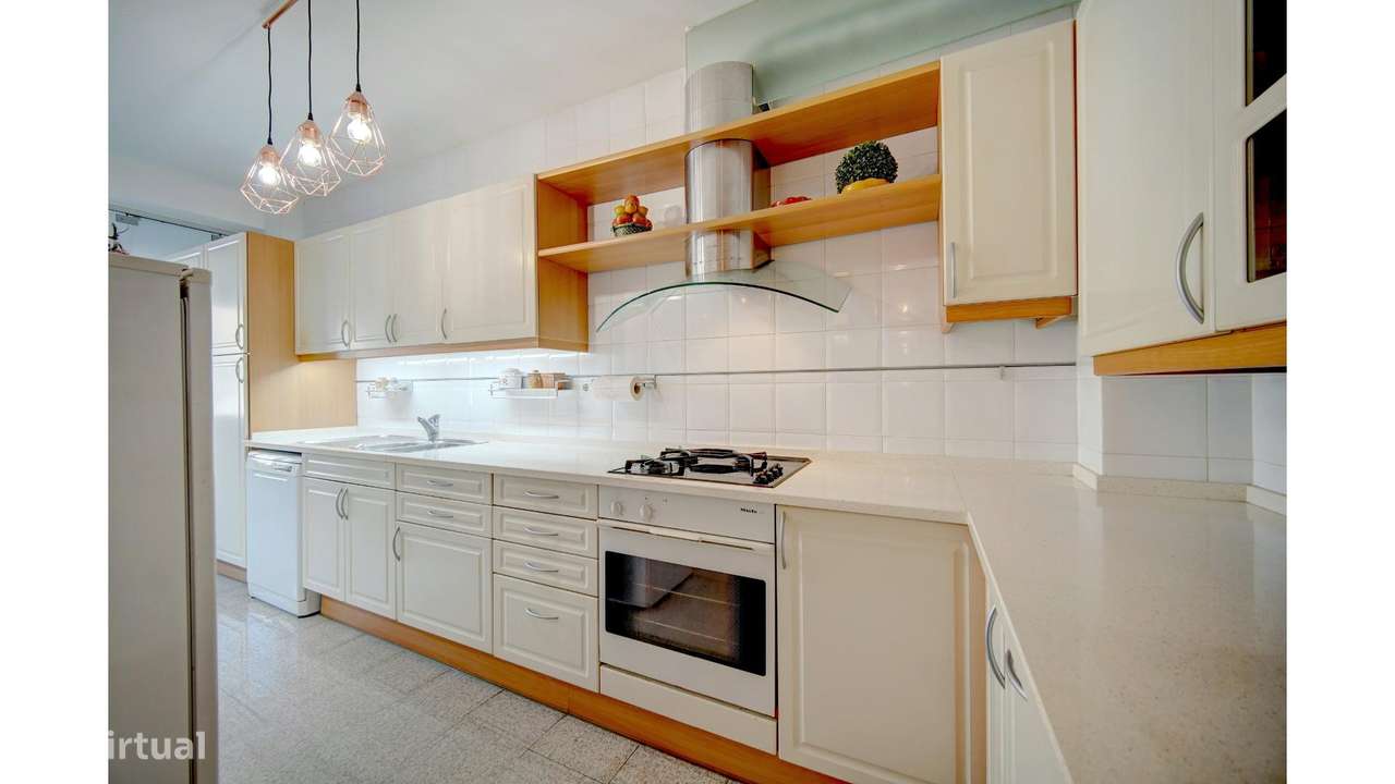 Apartamento T4 em Lisboa-1