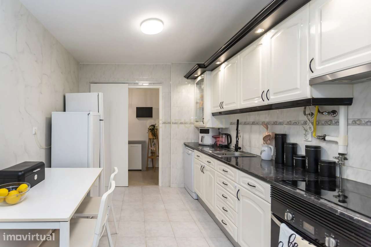 Apartamento T3 em Palmela – O espaço ideal para a sua família - Grande imagem: 2/27