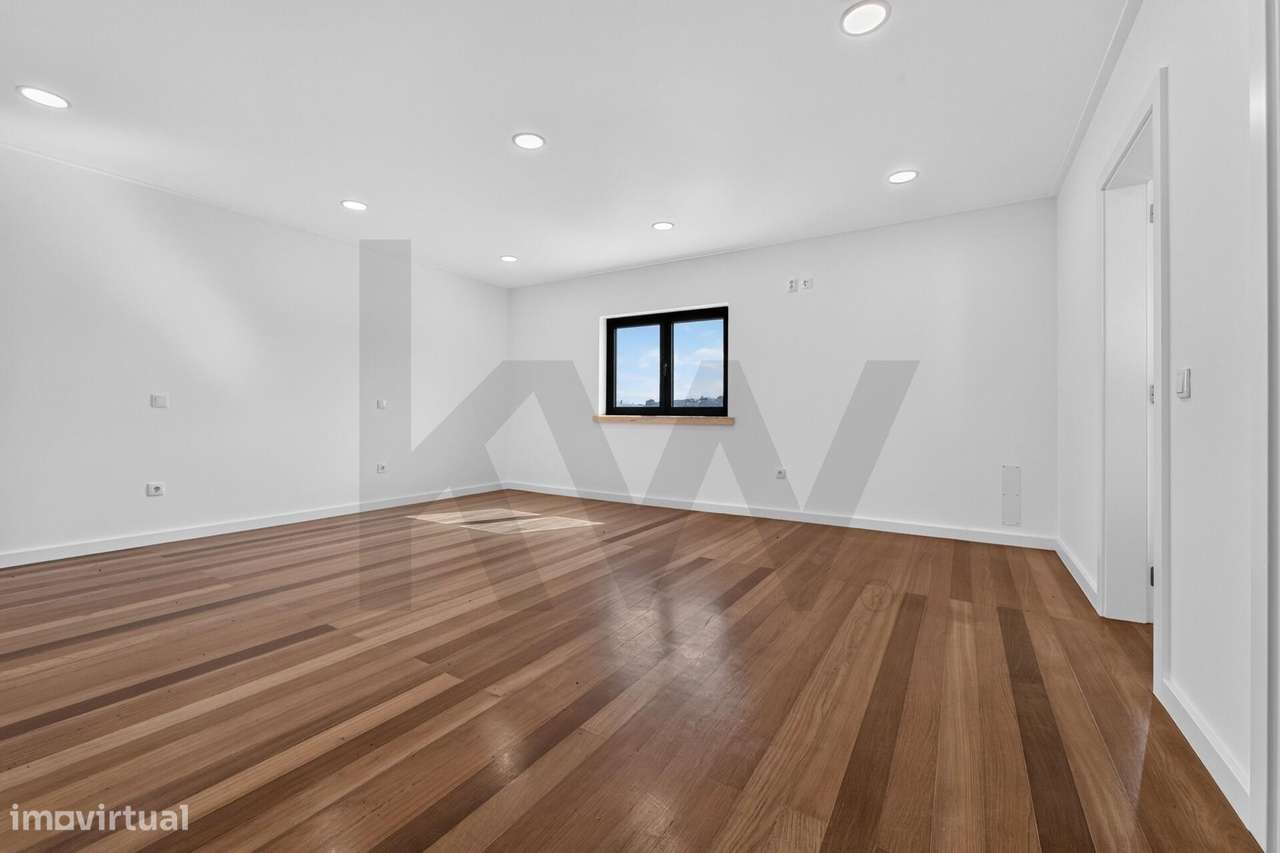 Moradia T5 com piscina e mais de 8.000 m2 de terreno | Seramena, Sobra-46