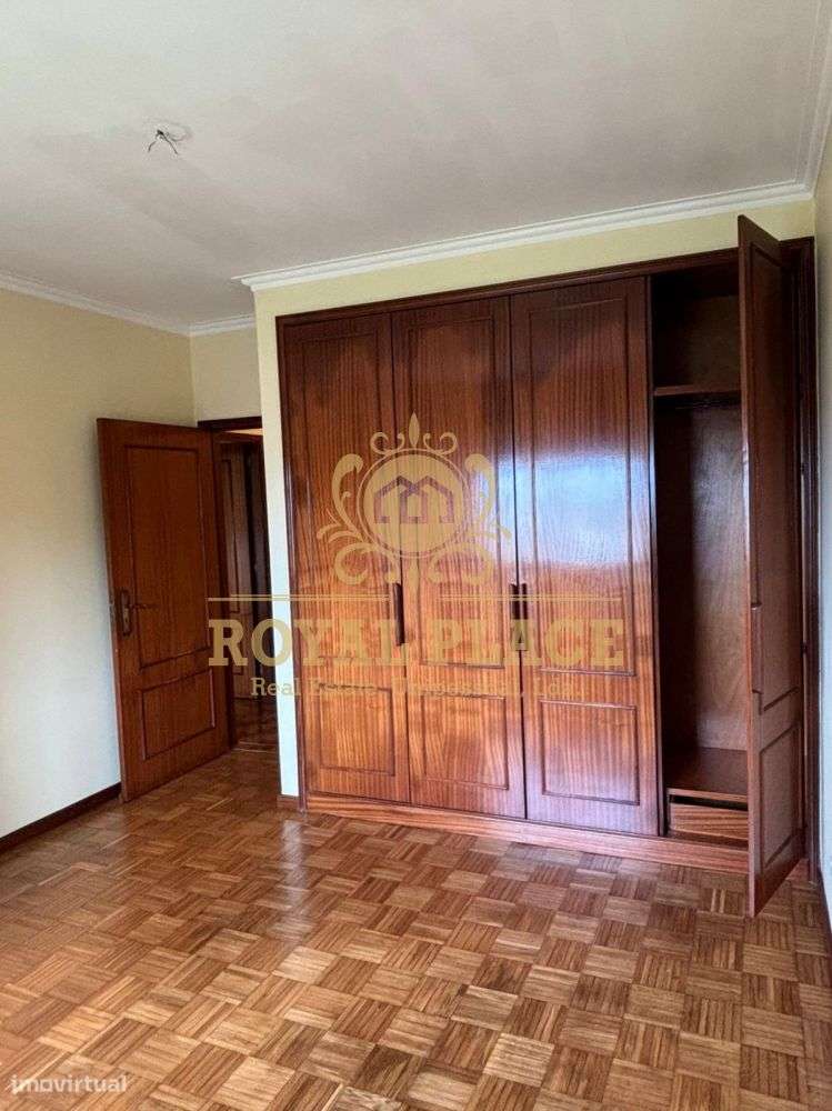 Apartamento T2  + 1 Rio Meão-24