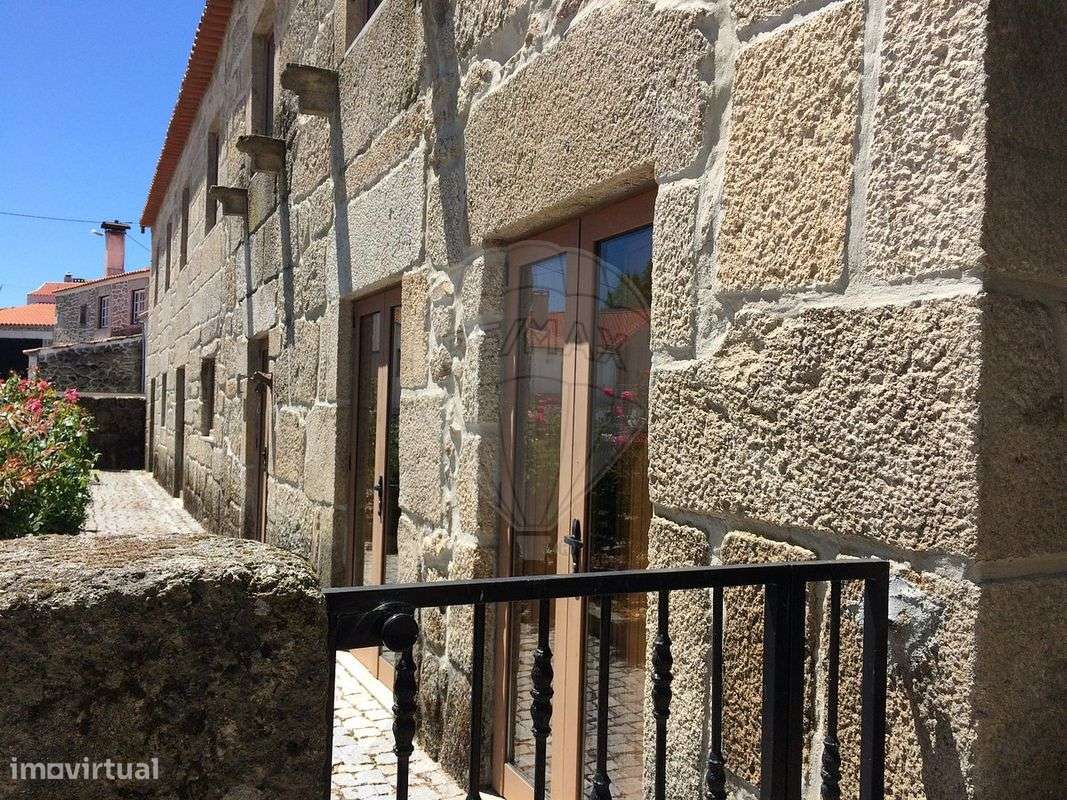 Moradia T10 para venda - Grande imagem: 2/29