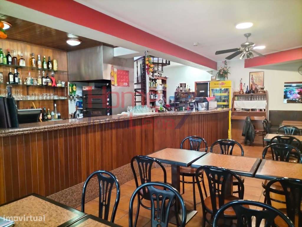 LOJA DE DOIS PISOS JUNTO AVENIDA REPÚBLICA- VNG - Grande imagem: 5/14