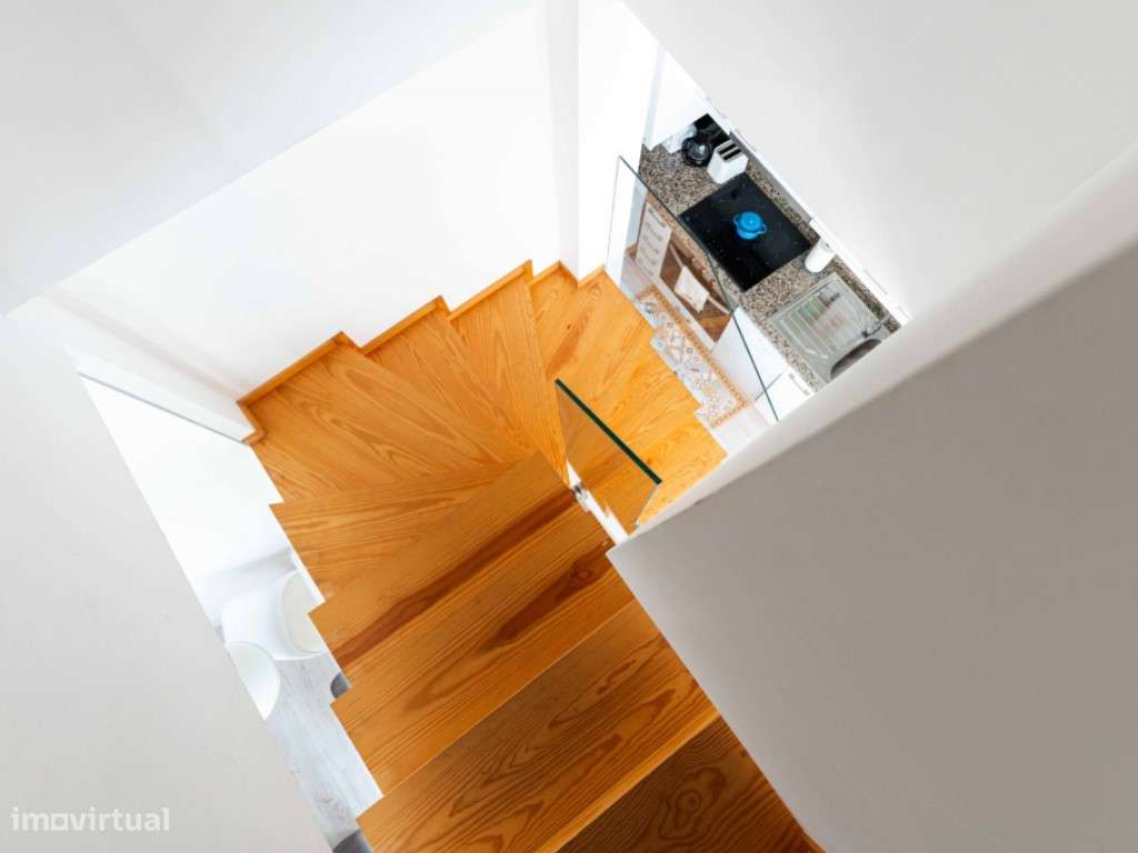 T0 Duplex - 1.º e 2.º Andar | Matosinhos-6