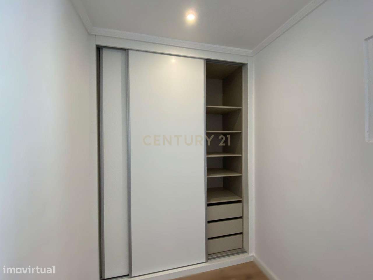 APartamento - T5  A ESTREAR-  com Espaço Exterior-  Palmela-16