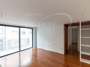 APARTAMENTO T2 NOVO EM LEÇA DA PALMEI...