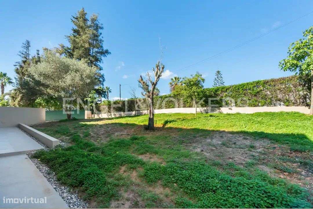 Moradia V4 Exclusiva perto do Carvoeiro-44