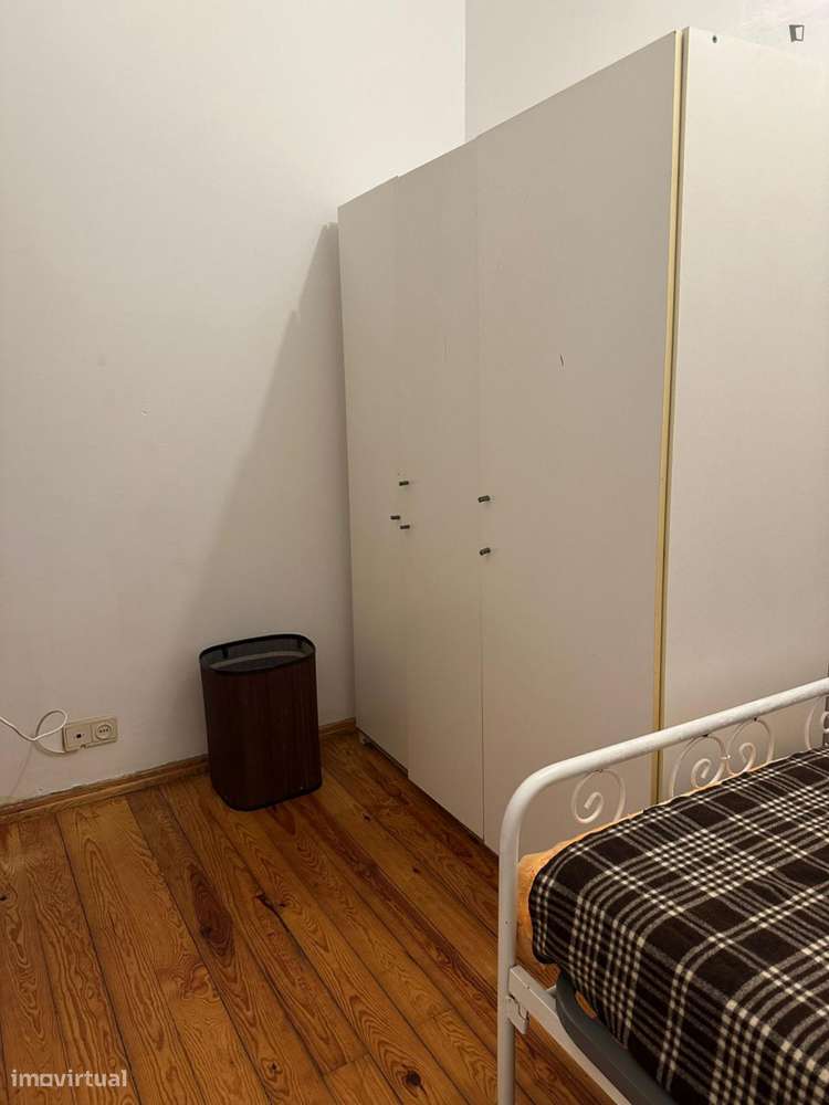 Quarto - localizado em Alameda Lisbon - Grande imagem: 4/8