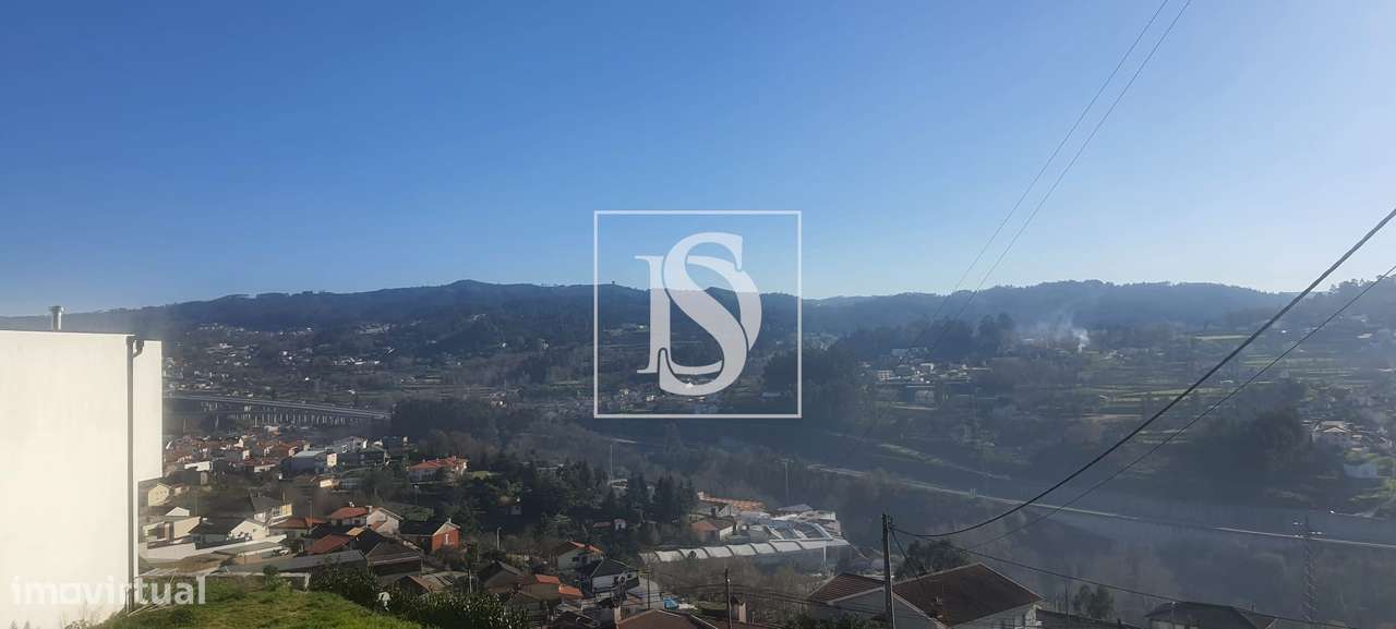 Moradia em Fafe com vista única-15