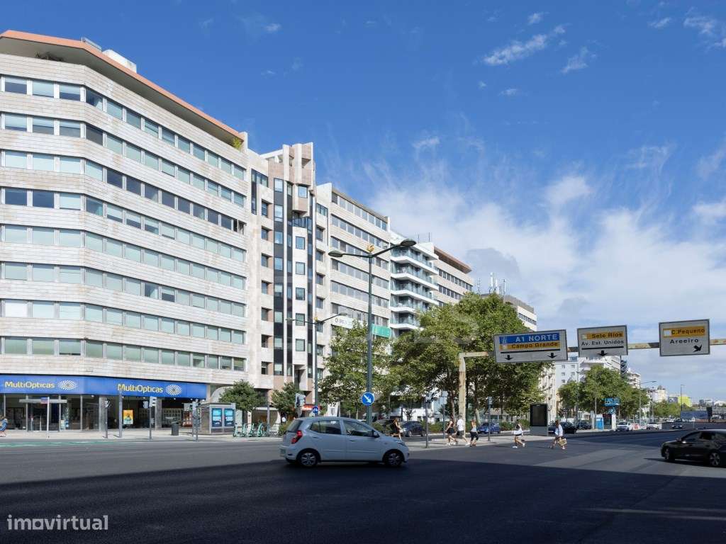 Escritório na Avenida da República - Grande imagem: 5/27