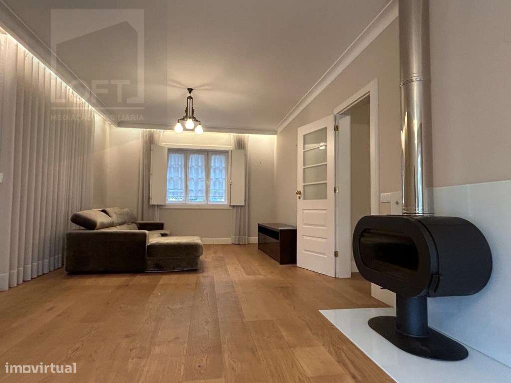 Moradia Geminada V5 p/ Venda em Guimarães-3