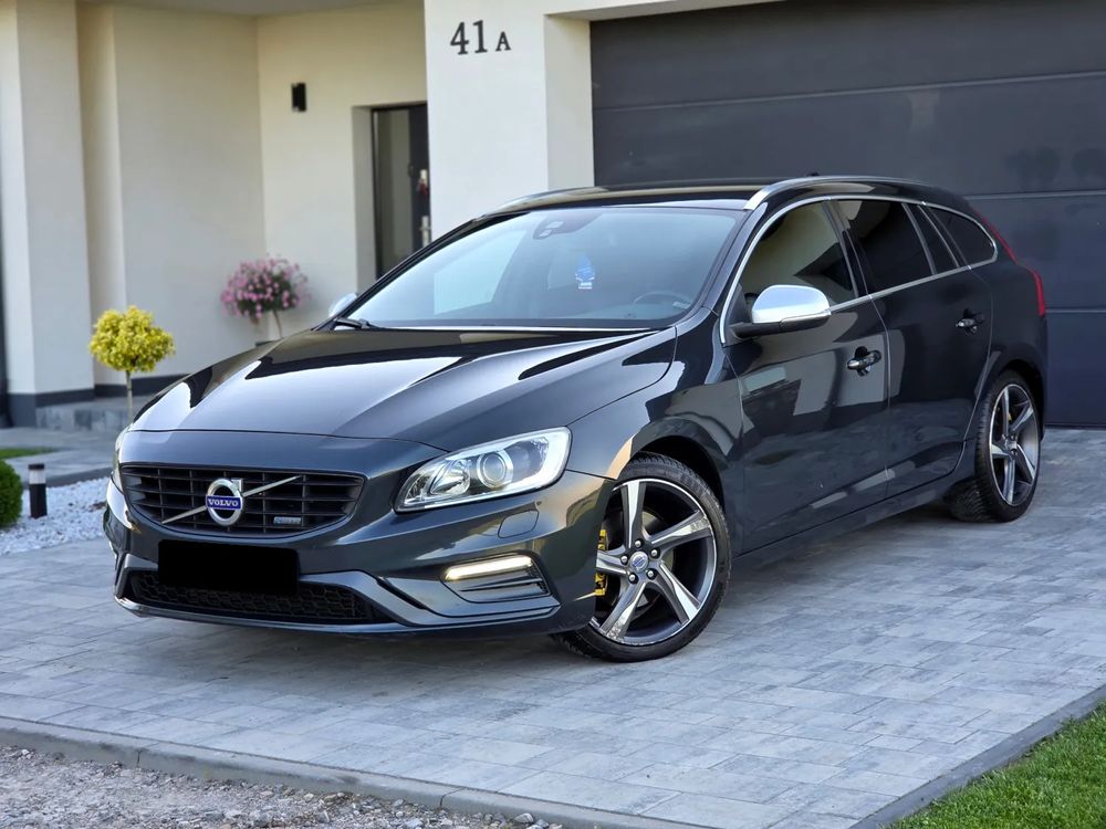 Volvo V60 I D4 Drive-E R-Design Summum 2014