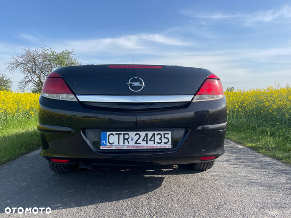 Opel Astra TwinTop 1.6 Cosmo - 10