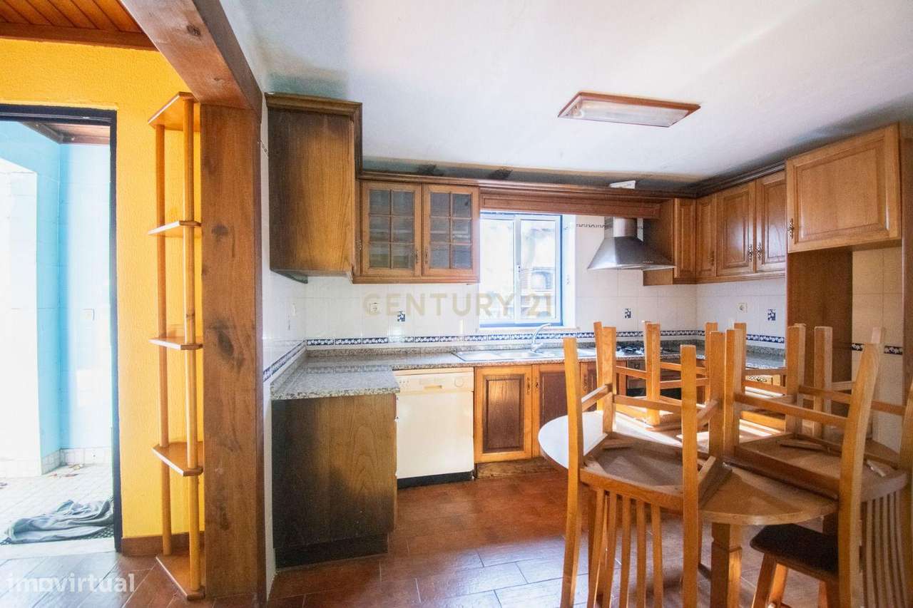 Moradia com Garagem, Palheiros - Grande imagem: 4/13