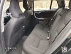 Volvo V60 T3 Momentum - 21