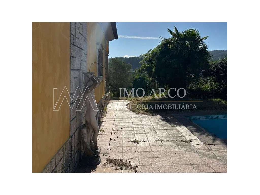 Quinta, com Moradia, Piscina e Adega-31