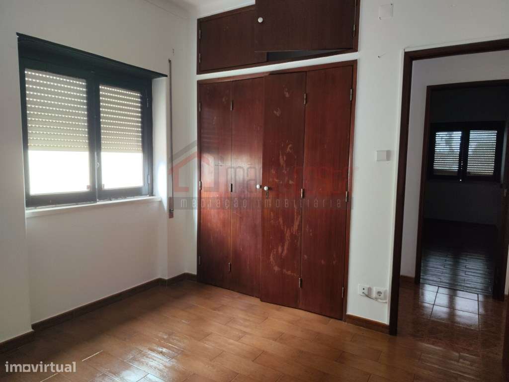 Moradia T3 com Garagem e Logradouro Caldas da Rainha Venda-8