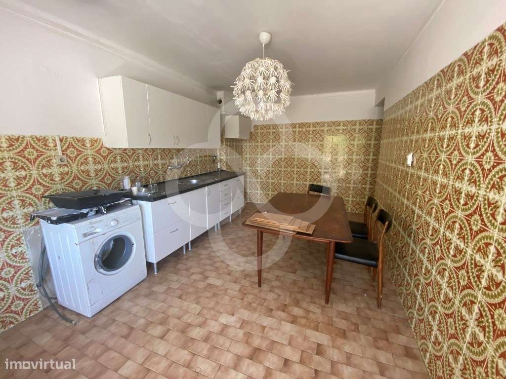 Apartamento T3 em Bom Estado de Conservação com Terraço e Garagem e... - Grande imagem: 5/43