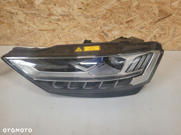 LAMPA AUDI A8 D5 LASER 4N0941085 4N0941086 - 4