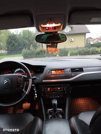 Citroën C5 Tourer HDi 135 FAP Exclusive - 11