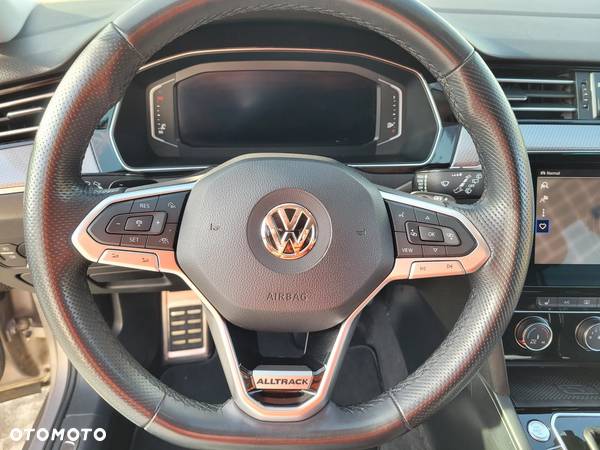 Volkswagen Passat Alltrack 2.0 TDI SCR 4Mot DSG7 - 9