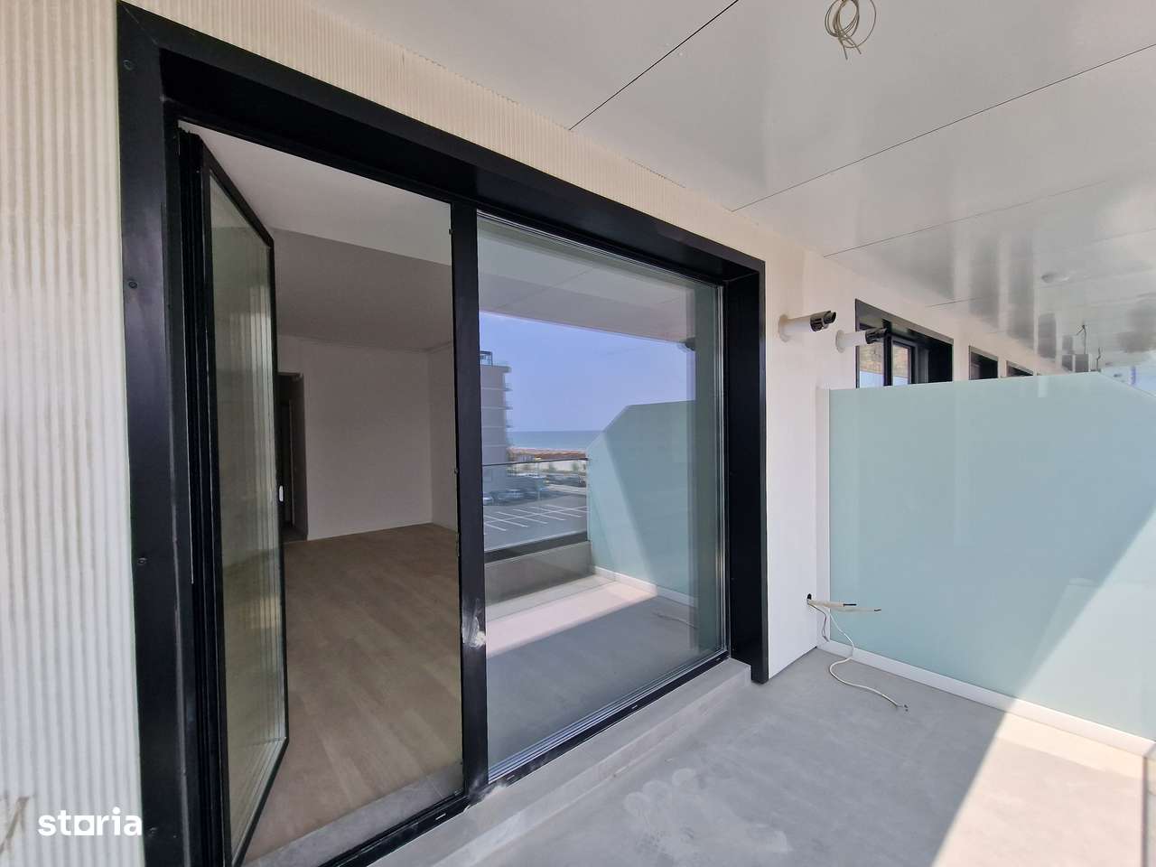 Mamaia Nord - Garsoniera în Complex Tomis Villa Grand Resort, parcare-7