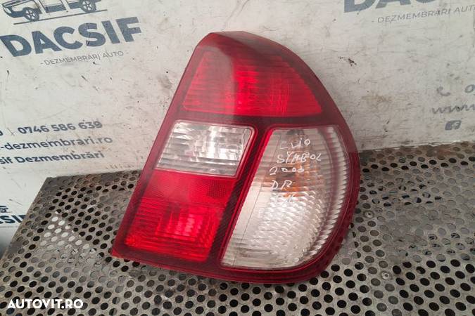 Lampa / Tripla stop dreapta pe aripa Renault Clio 2  [din 1998 pana - 1