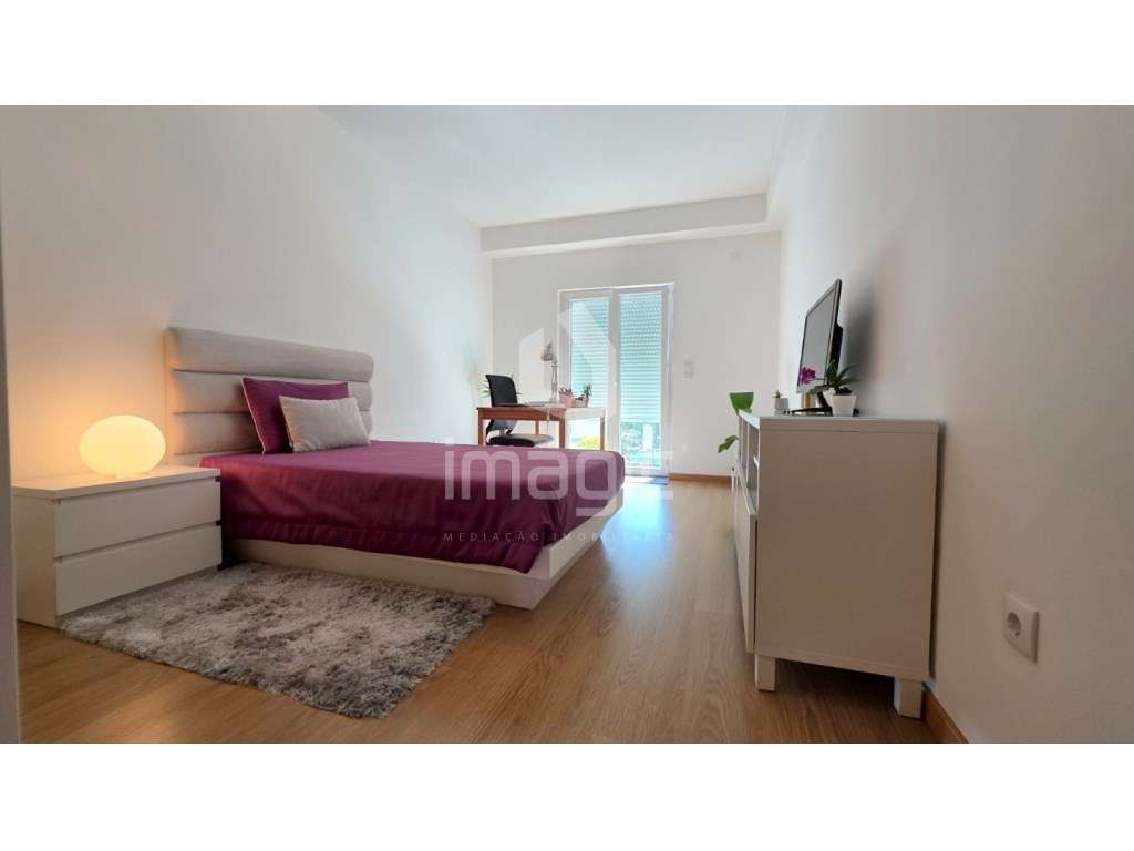 Apartamento T3 Duplex, com duas salas, usado na Malveira-14