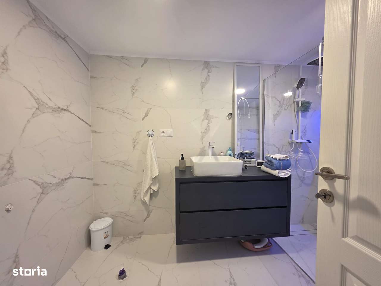 Casă renovată priveliște superbă către Cetatea Devei – Str. Călugăreni-1