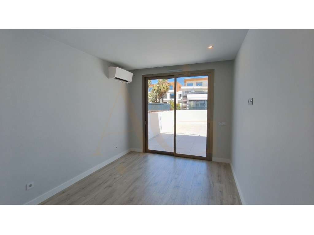 Apartamento T2 com piscina e garagem em Cabanas de Tavira-7