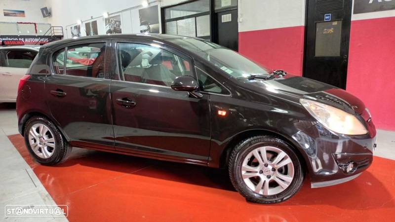 Opel Corsa 1.2 Enjoy - 4