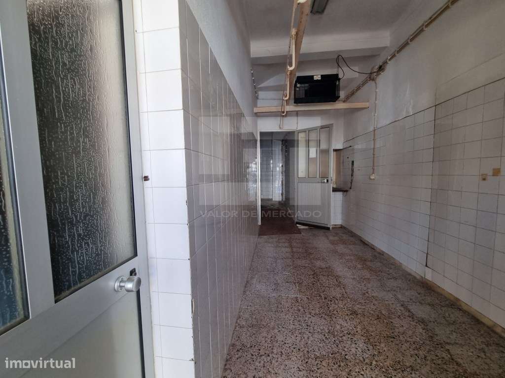 MORADIA - VILA NOVA BARONIA - Grande imagem: 4/52