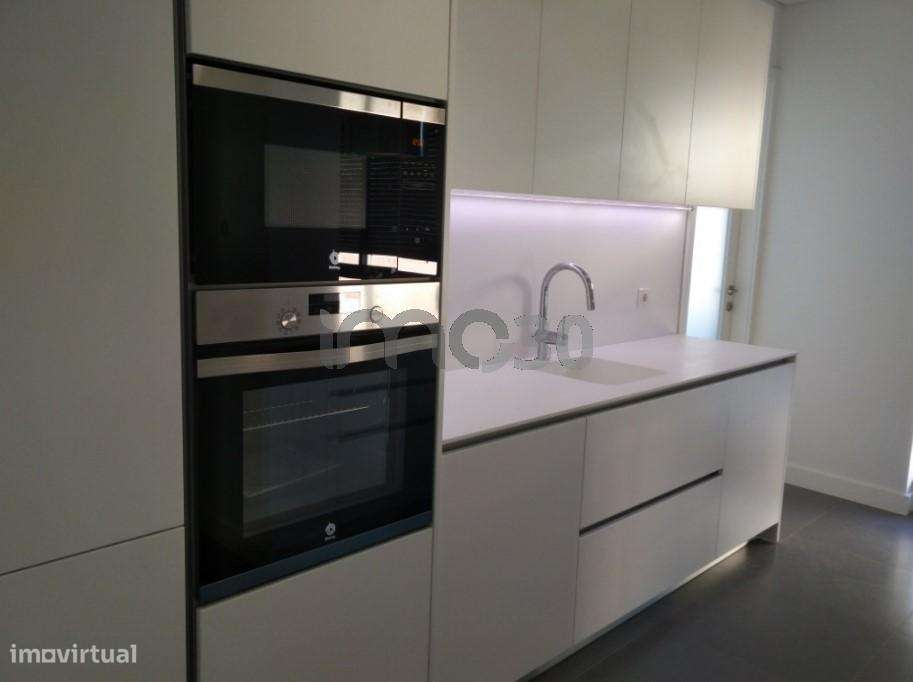 Apartamento T4 Porto/Boavista-8