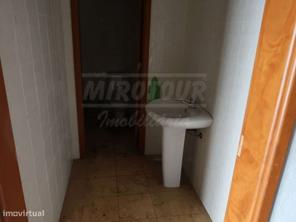 Armazém na Vila Amélia, Quinta do Anjo-36