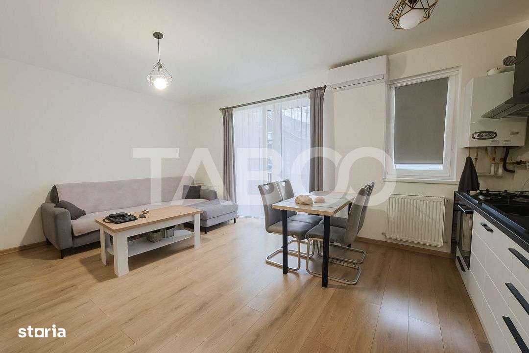 Super apartament la parter inalt -3 camere balcon si parcare proprie - Imagine principală: 3/17