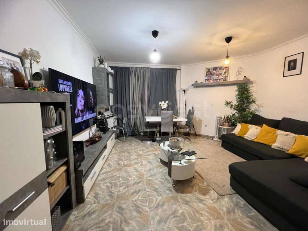 Apartamento T2 no Barreiro com elevador ao lado do Hospital - Grande imagem: 2/19