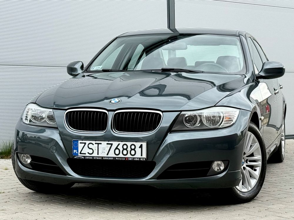 BMW 3 Series E90/E91/E92/E93 (2005-2012) 320i Edition Sport 2011