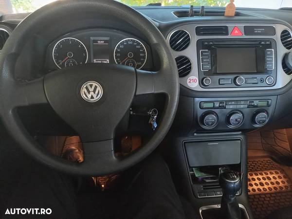 Volkswagen Tiguan 2.0 TDI 4Motion Track & Style - 5