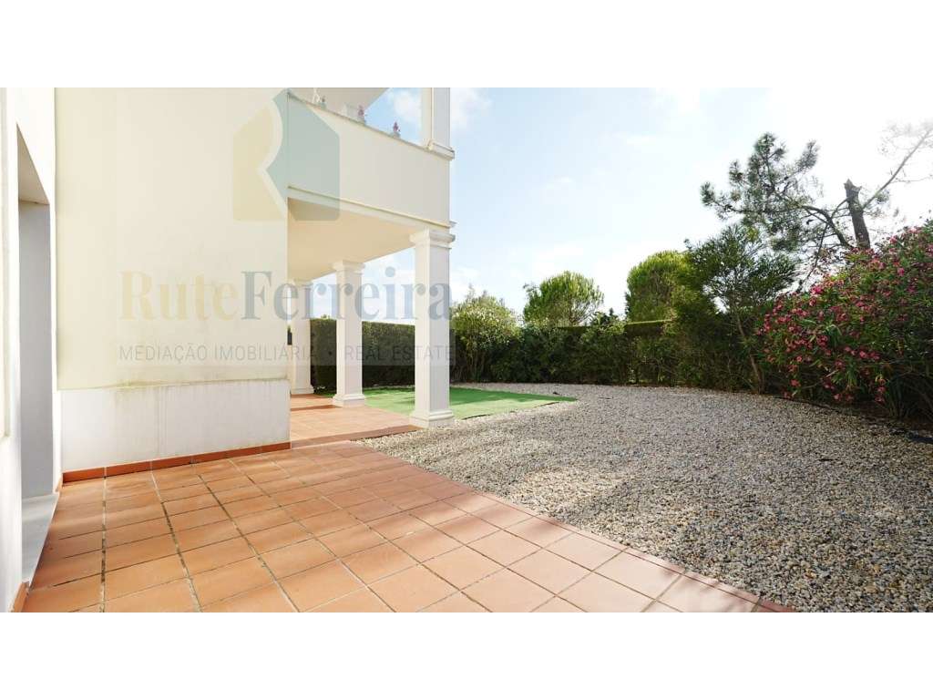 Apartamento T2 no Condomínio de Luxo Campo Real!-28