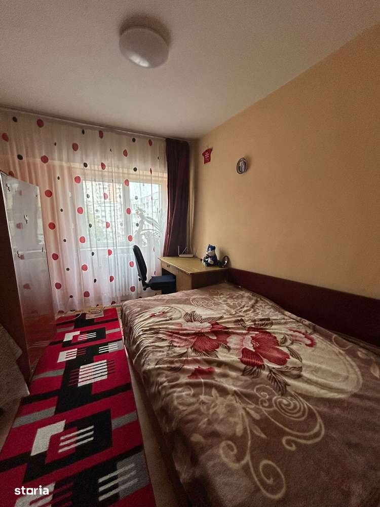 Apartament cu 3 camere Decomandat in Pacurari - Bulevard-4