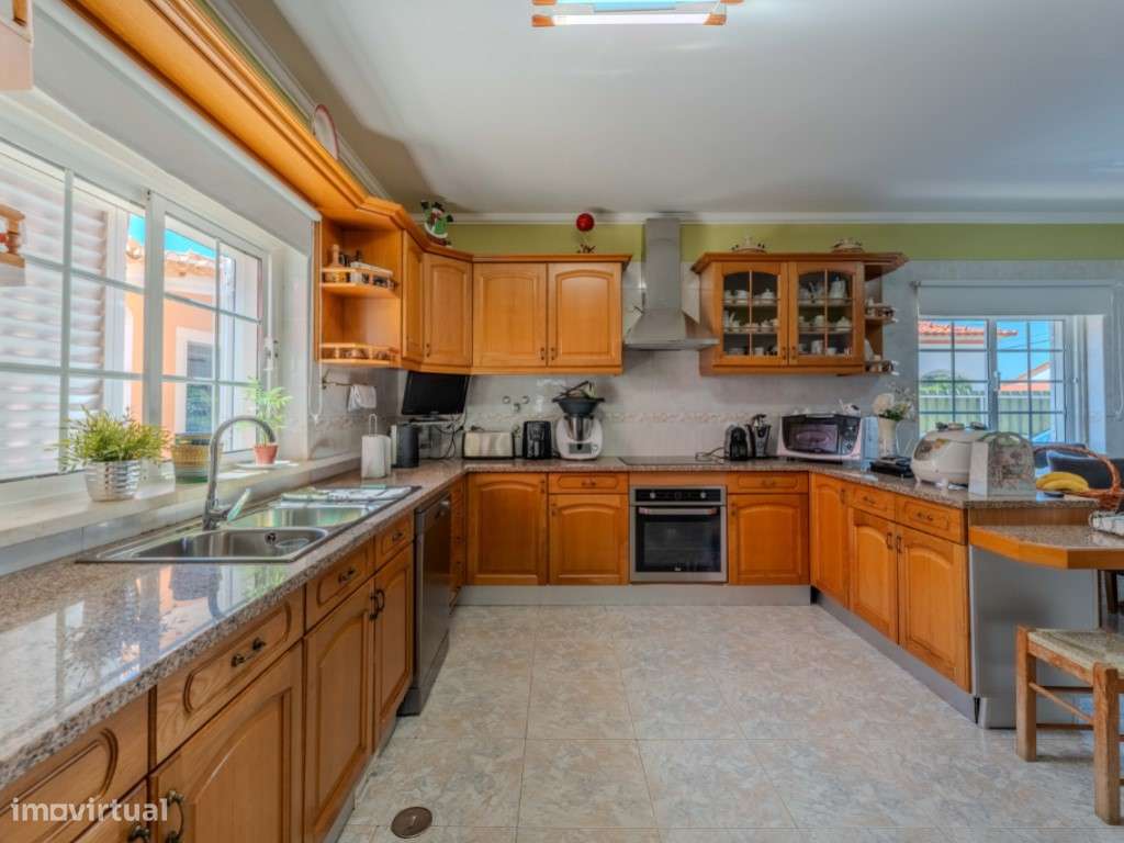 Moradia T5 - Viva com qualidade em Azeitão, a poucos minutos da Arr...-9