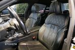 BMW Seria 7 750i xDrive - 17