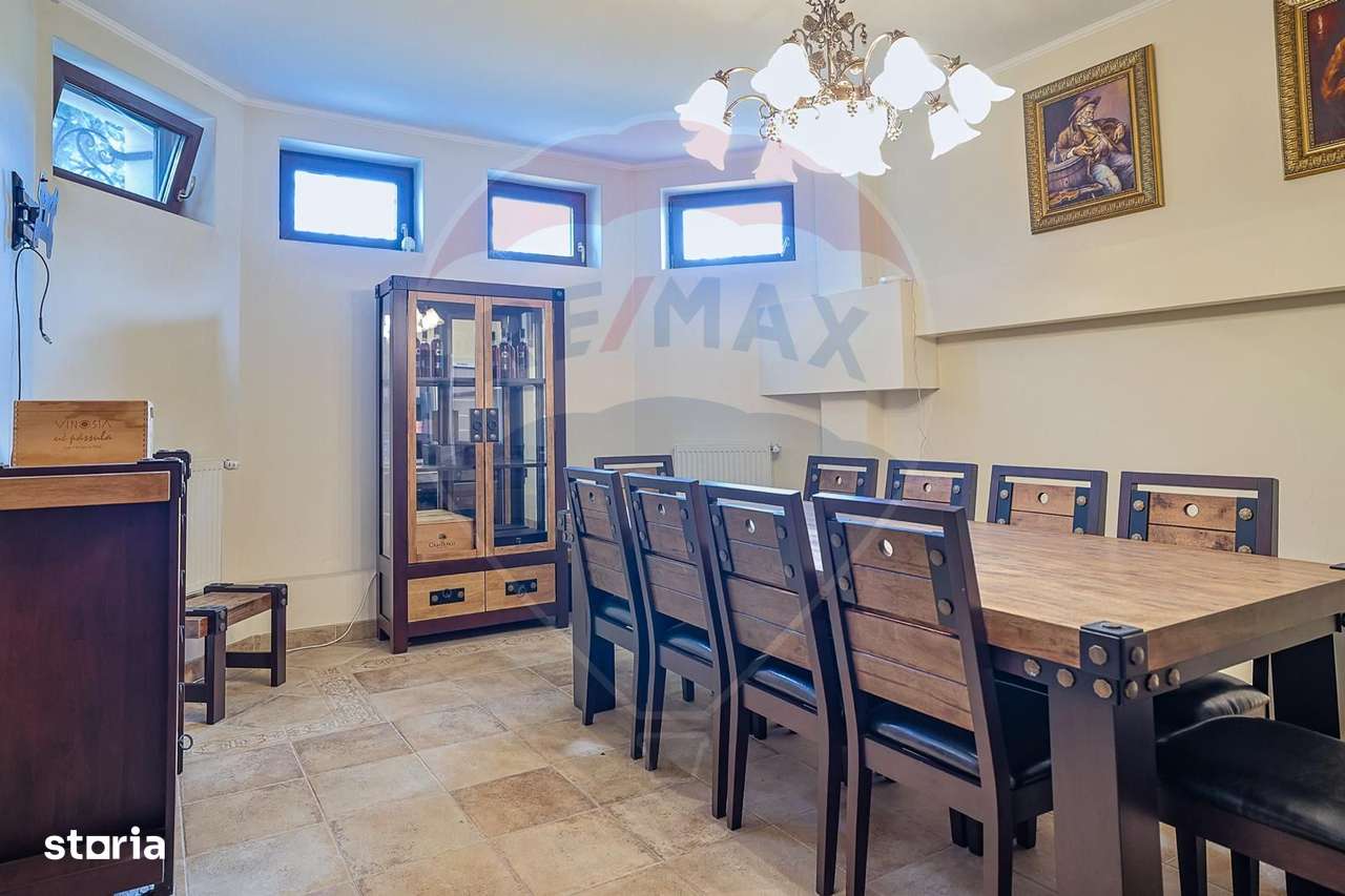 Vanzare/ Inchiriere Vilă de lux pe malul lacului Buftea-12