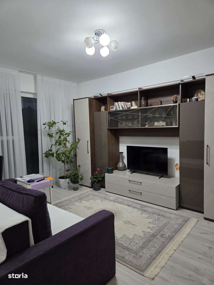 Vand apartament cu 2 camere mobilat - Imagine principală: 4/11